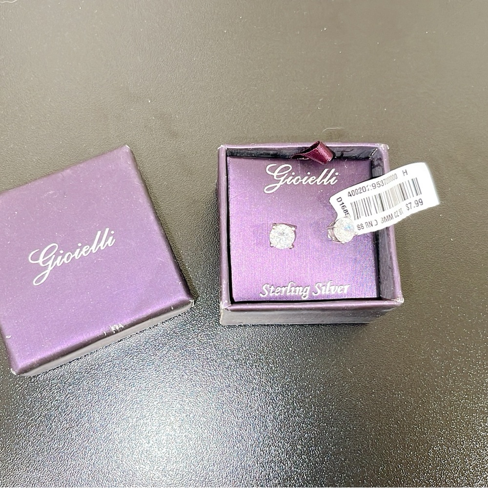 New 8MM CZ ST Sterling Silver Earrings